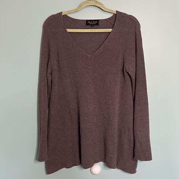 Claudia Nichole V Neck Cashmere Sweater - Picture 1 of 8